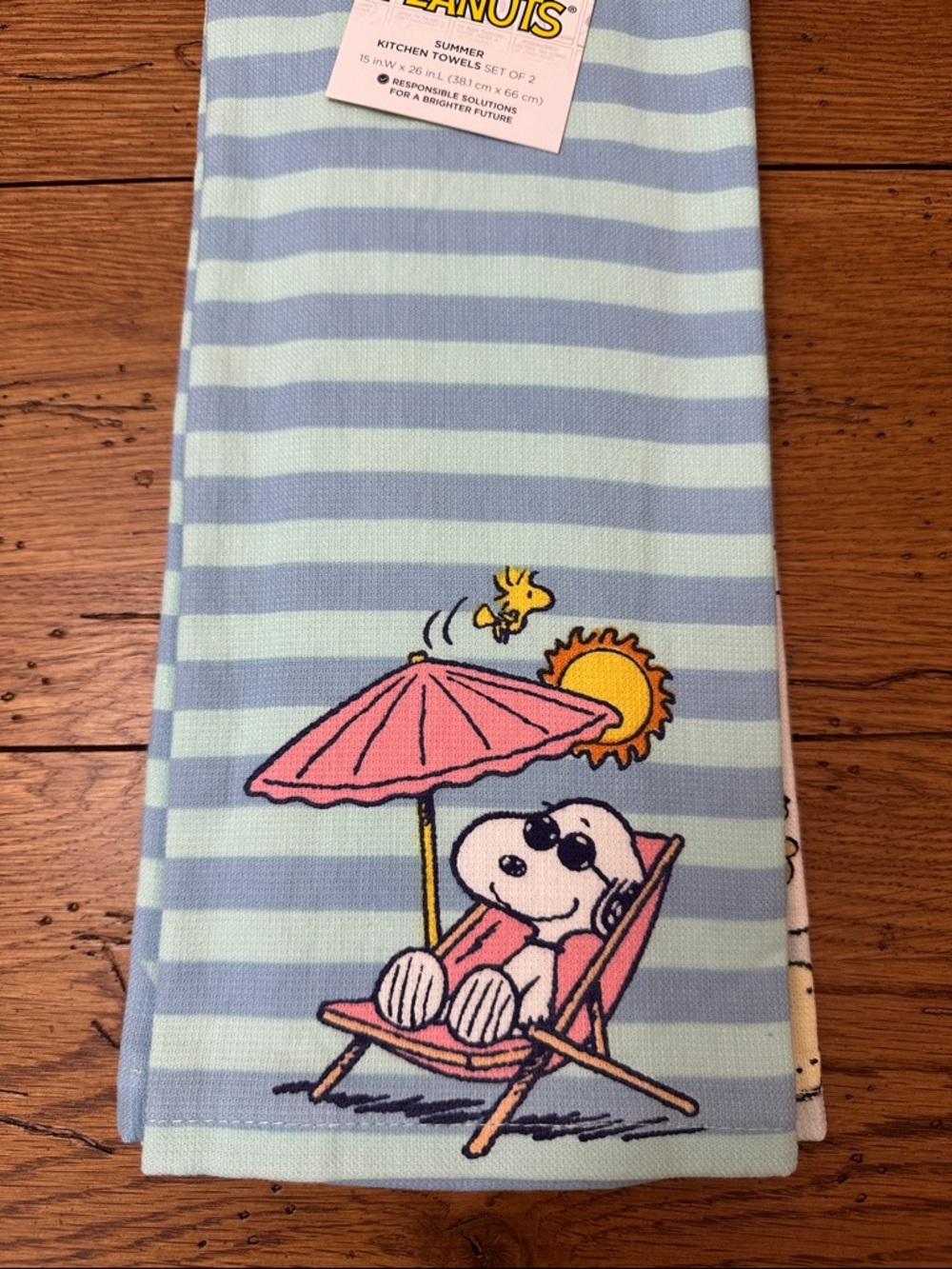 Peanuts Snoopy Relaxing Beach motif Kitchen Towels Set- Blue & Pink